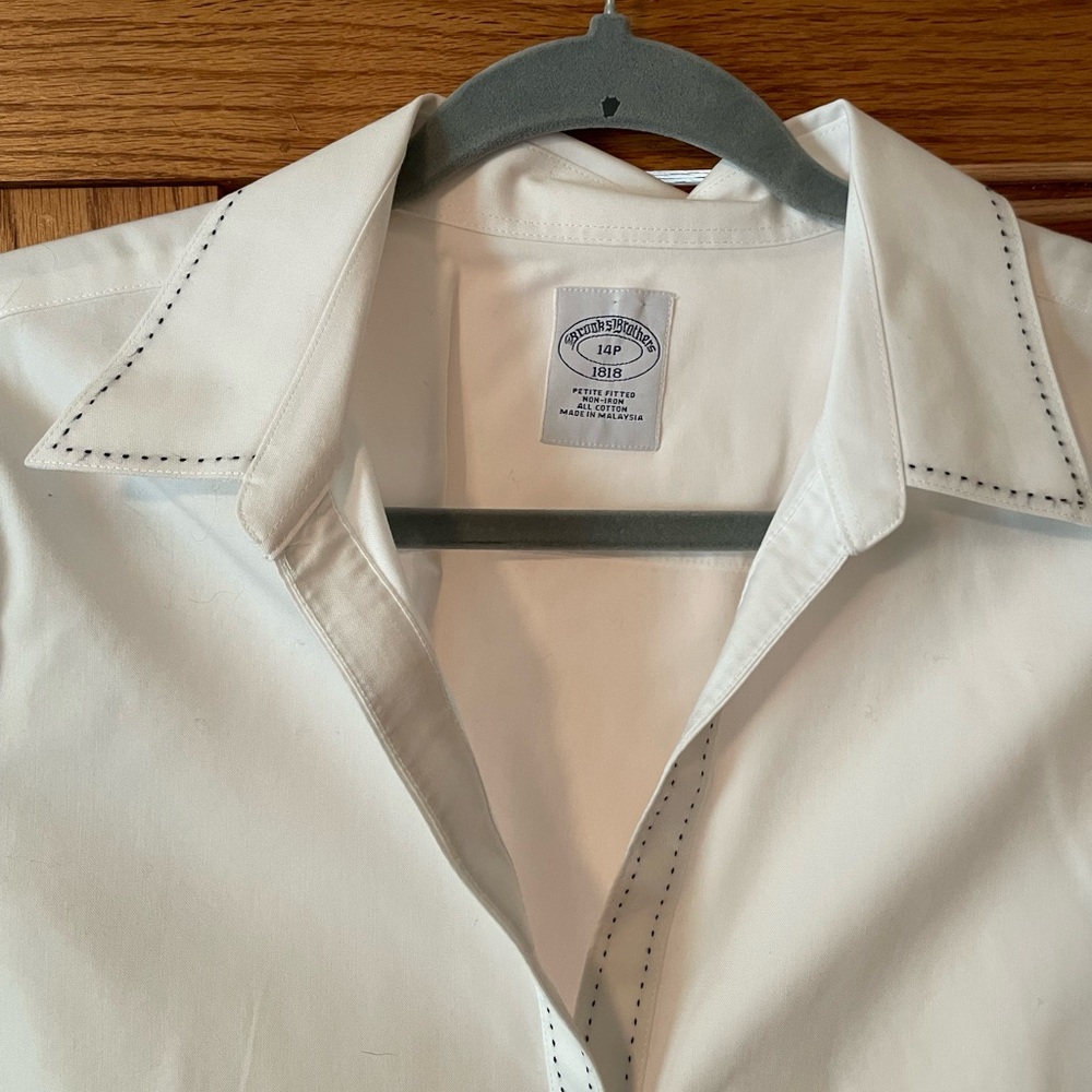 Brooks Brothers White Button Down Shirt with Tailored Elegance 14P